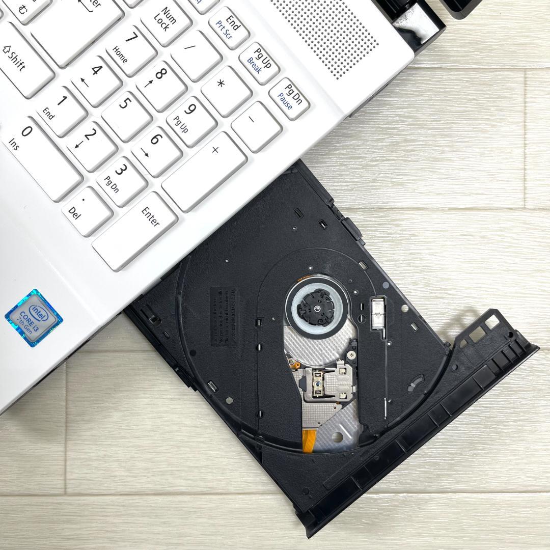 NEC LAVIE i3 新品SSD256 メモリ8 ノートパソコン オフィス付