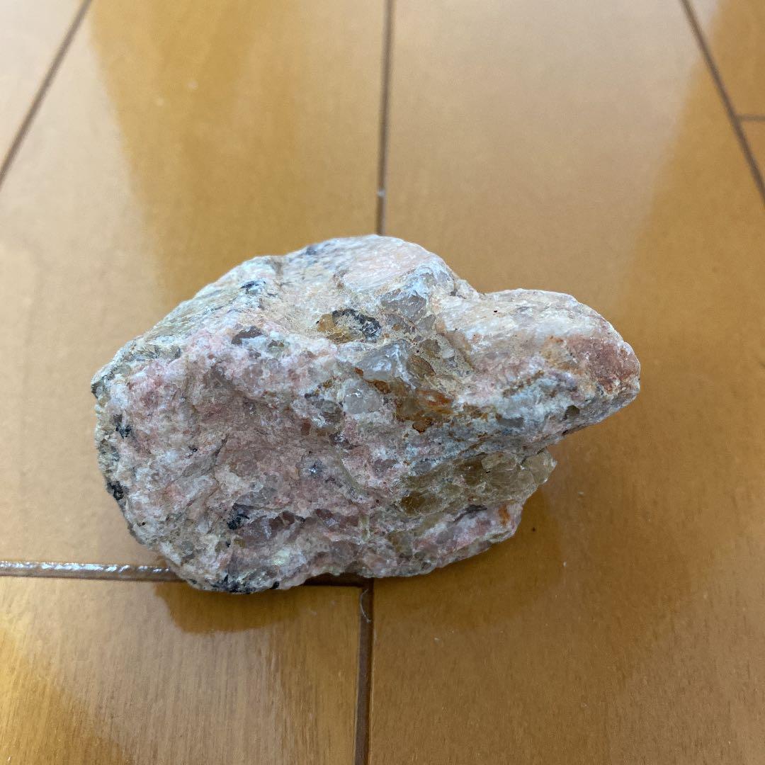 クレイジーホース記念碑の石