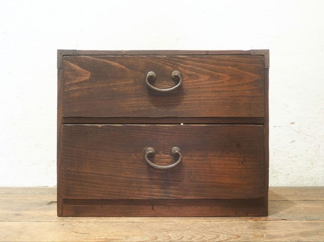 1374 レトロな杉の小引き出し　収納棚　小箪笥　ケース　古家具　アンティーク