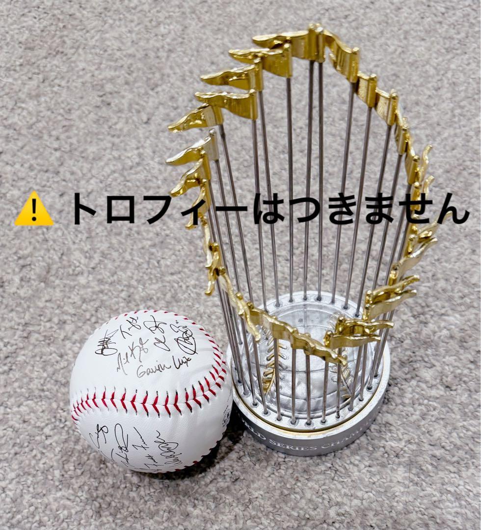 LAドジャース　2025年ワールドシリーズチャンピオン サインボール