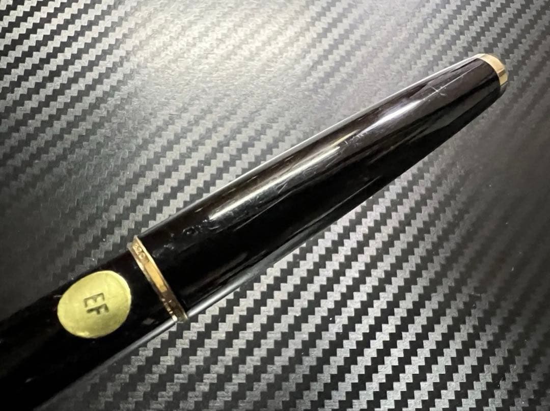 極美品 モンブラン 320 万年筆 吸入式 ブラック EF 14金