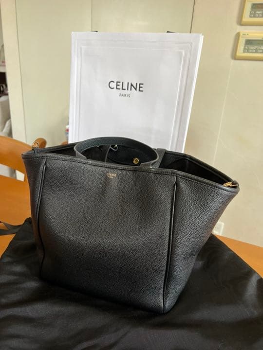 セリーヌフォールドカバ/グレインドカーフスキン