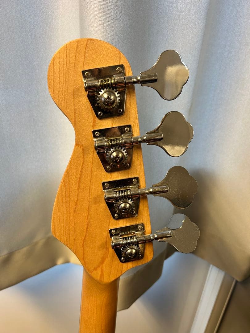 フォトジェニック　エレキベース サンバースト