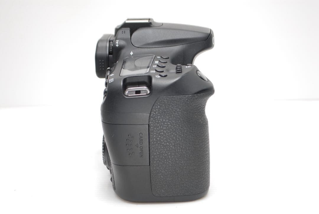 ❤️スマホらくらく転送OK❤️Canon EOS 70D高画質 高性能レンズ付き