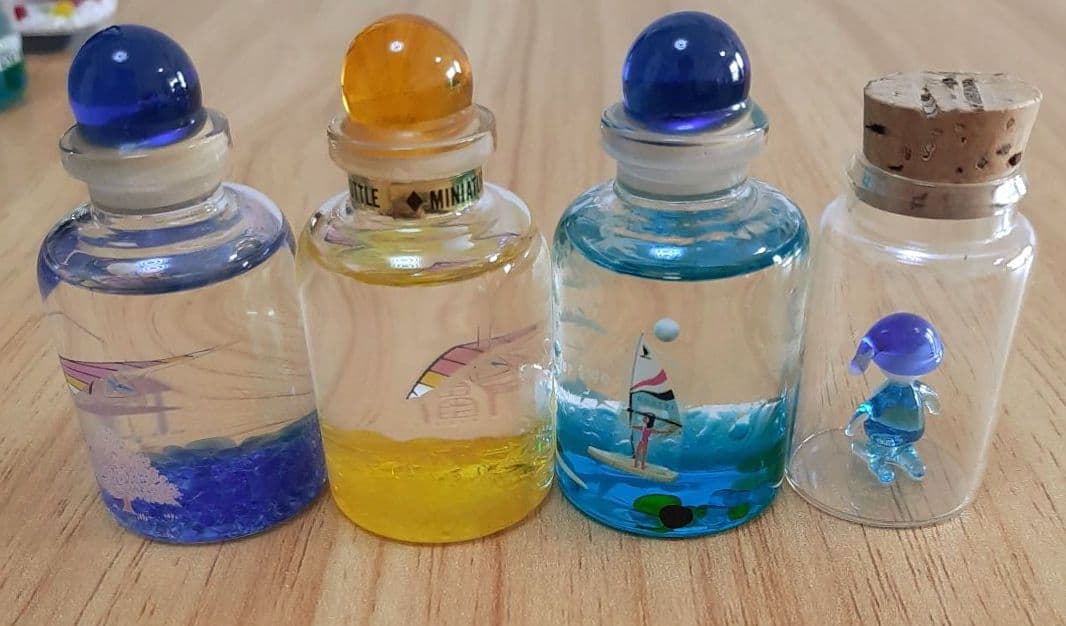 オイルドーム ミニチュアボトル サーフィン スキー ハングライダー ガラス細工