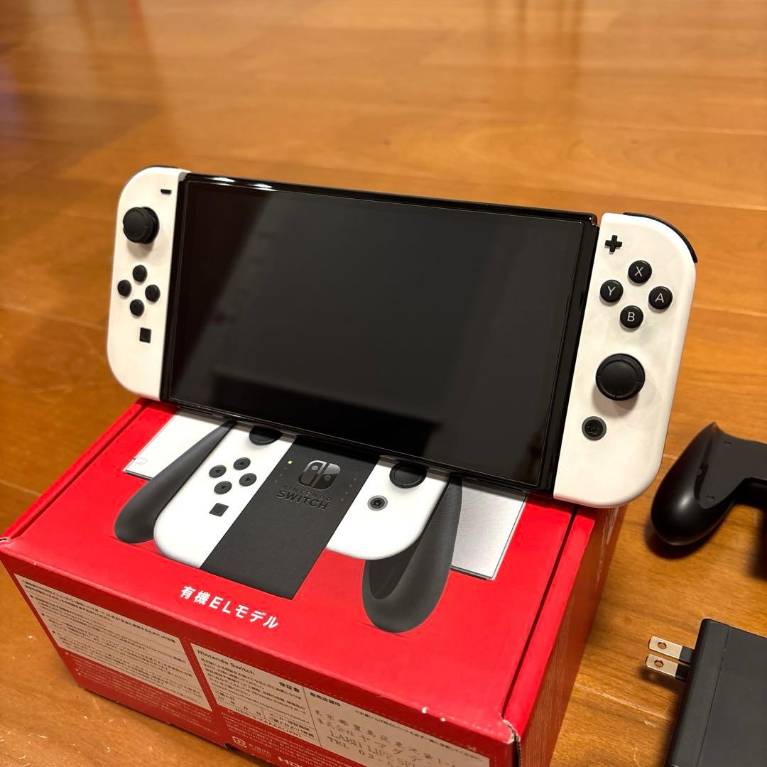 Nintendo Switch 有機ELモデル ケース付き