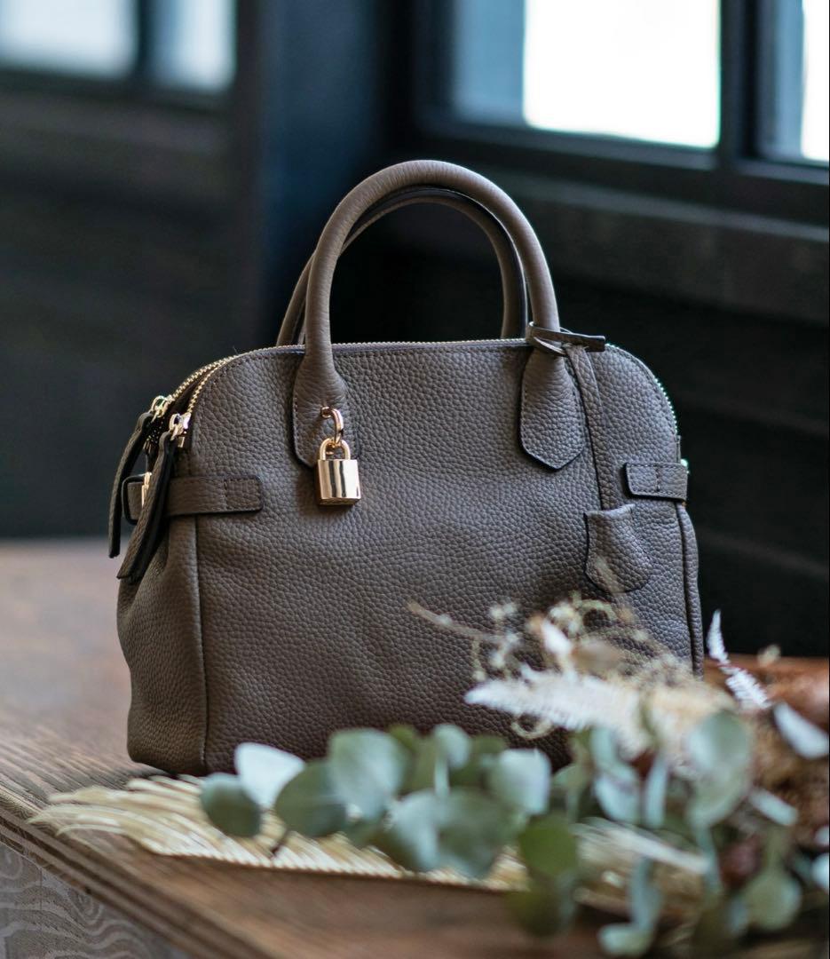 ヘイニHAYNI本革ショルダーバッグハンドバッグ