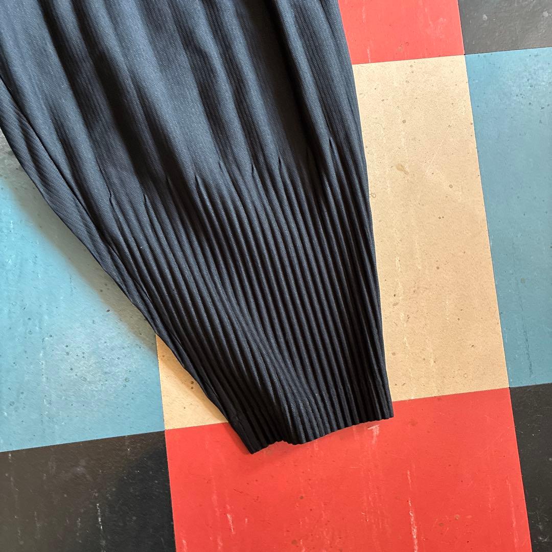 黒 プリーツ サルエルパンツ