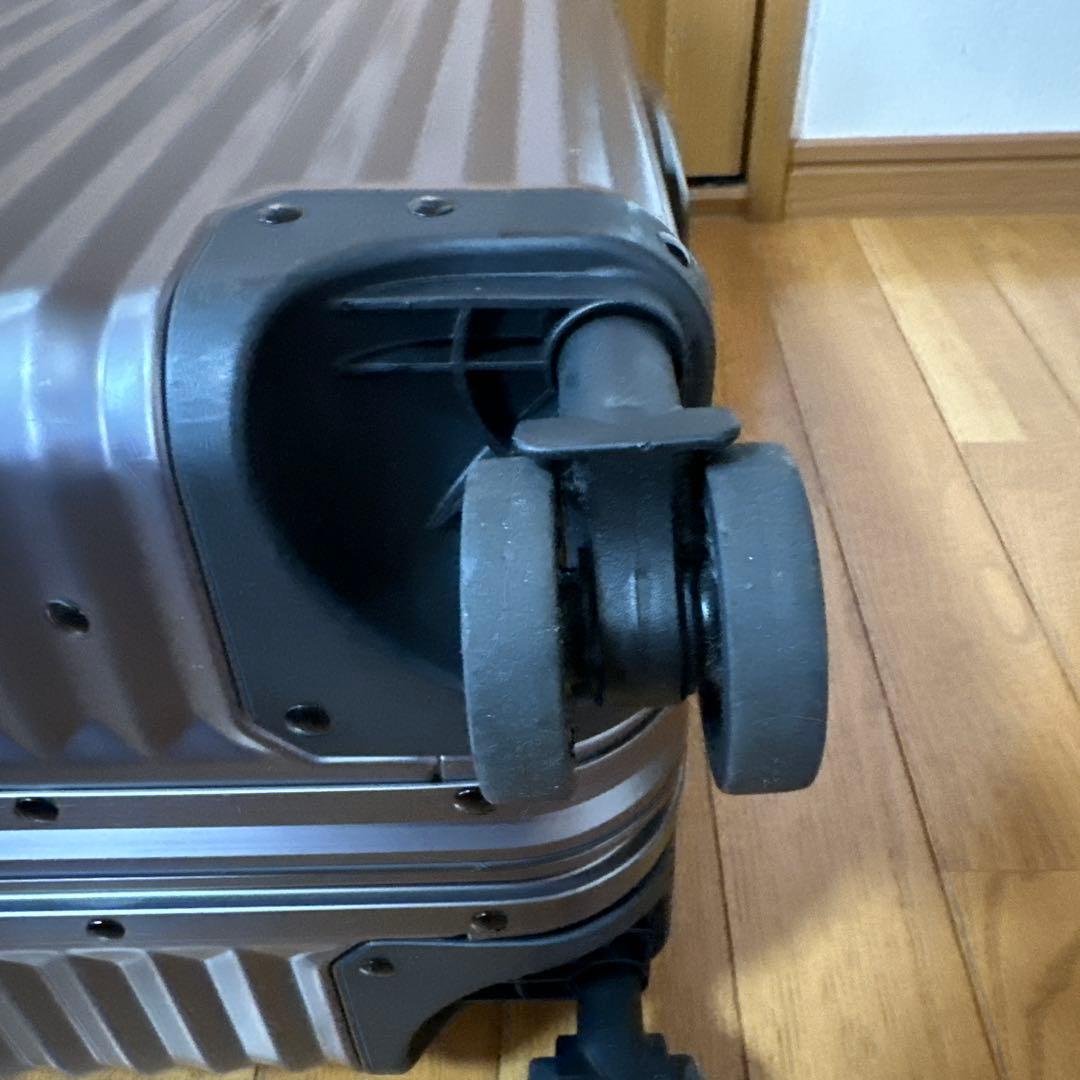 メルセデスベンツAMGスーツケース　中古　傷あり　送料込み‼️