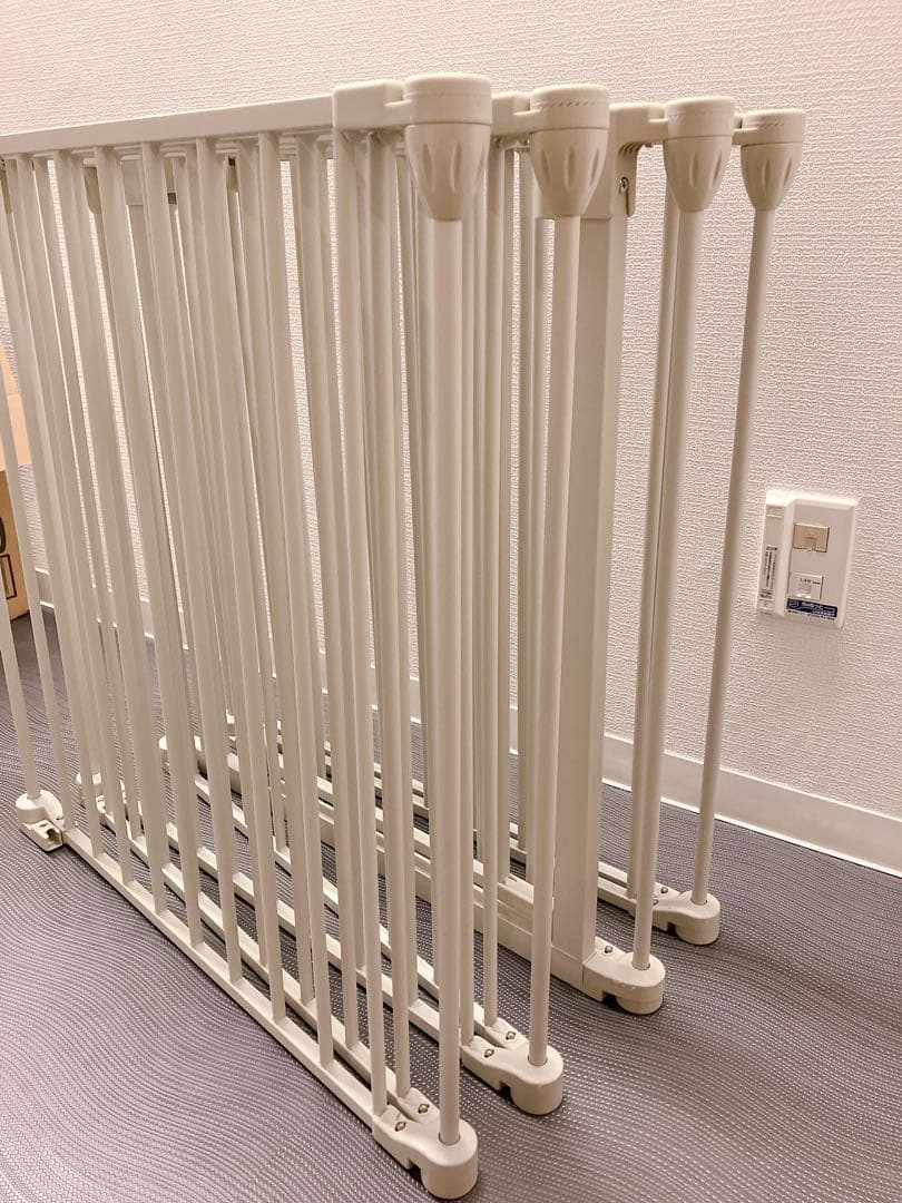 ★ほぼ新品/美品★DOG SAFE 8 ペットフェンス グレージュ ８枚