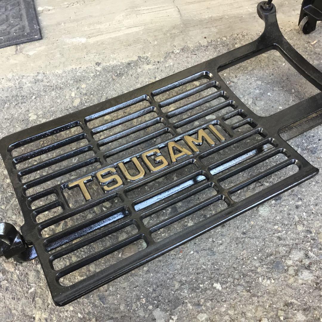 TSUGAMI職業用足踏みミシン鉄脚　大型　 テーブルに！