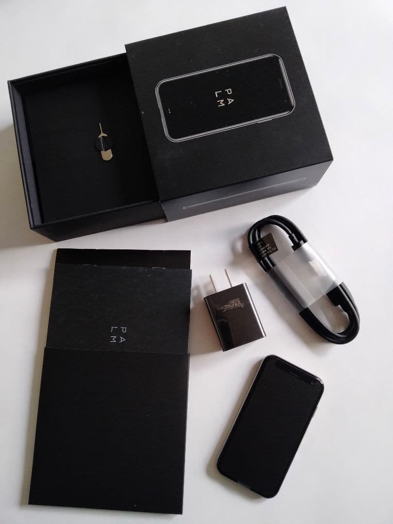 新品未使用 Palm Phone 超小型 スマホ SIMフリー