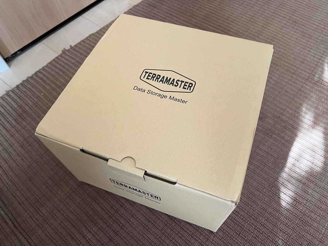 TerraMaster F4-425 テラマスター　NAS 4スロット