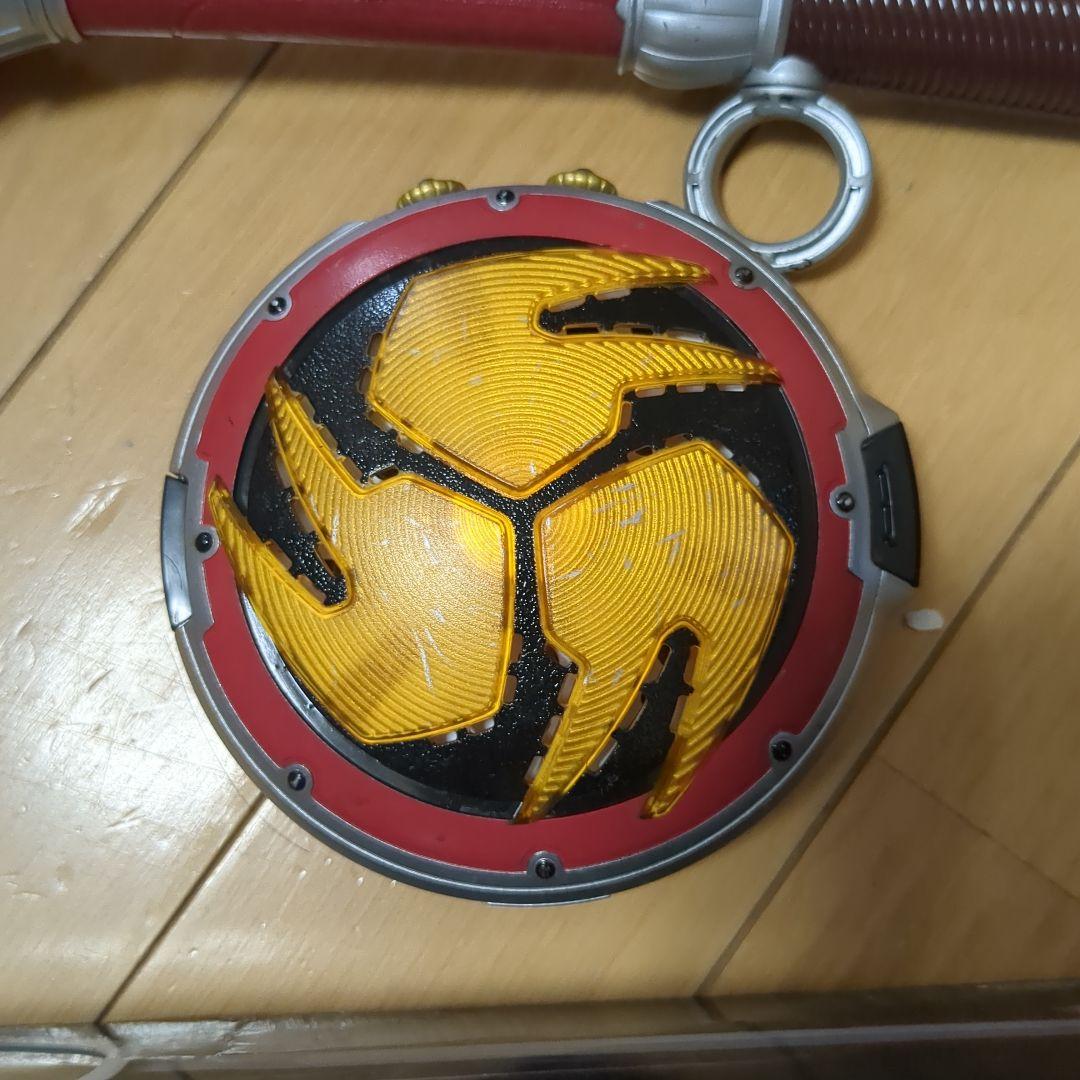 仮面ライダー響鬼　DX音撃棒　音撃皷　アームドセイバー　セット