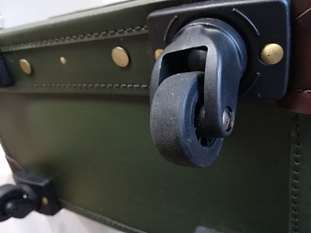 キャリーケース旅行カバン