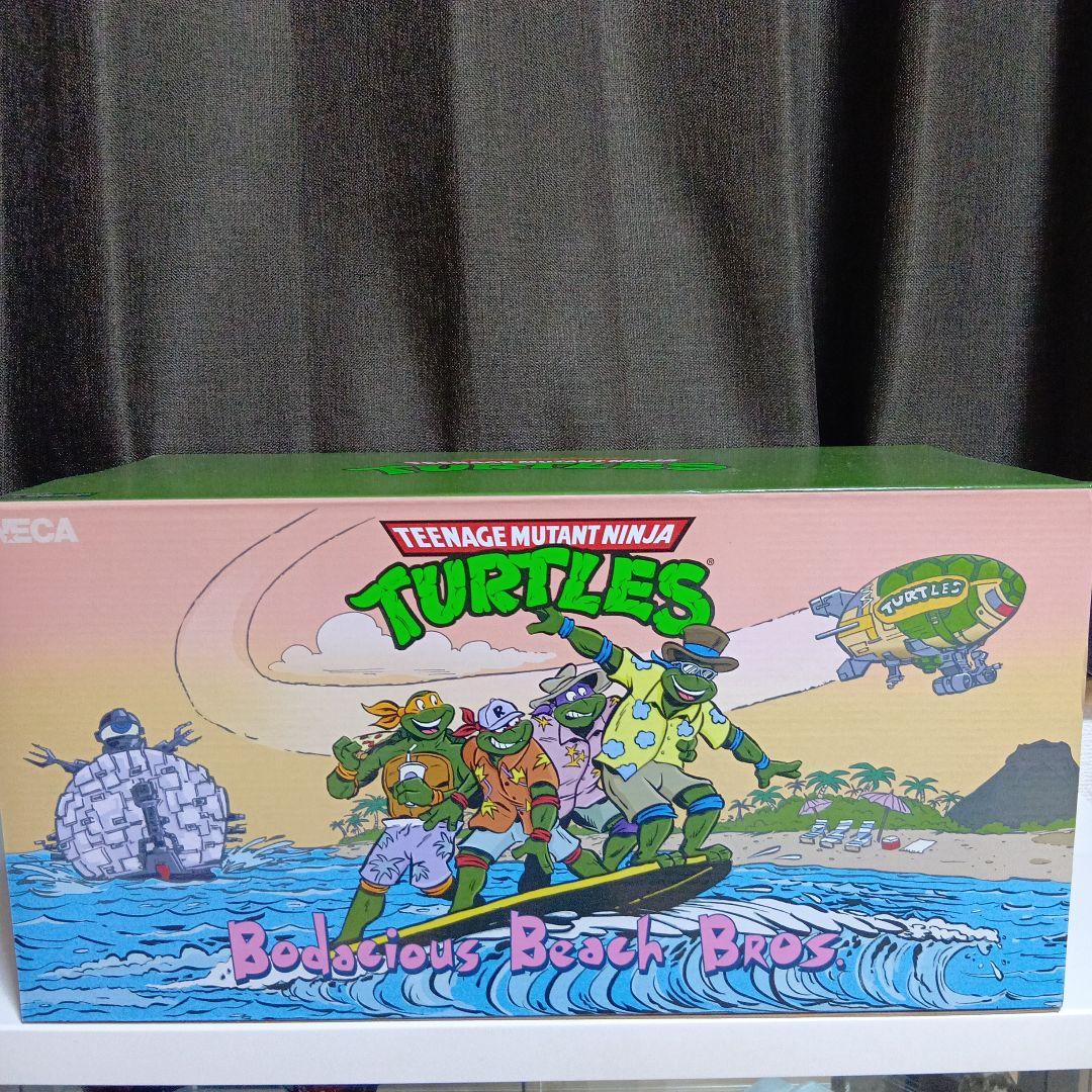 ネカ ミュータントタートルズ　コミコン限定　neca TMNT　フィギュア