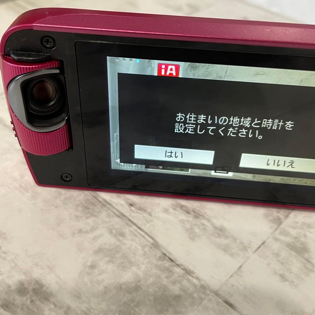 パナソニック HC-W585M ビデオカメラ ケース+予備バッテリー　３脚付