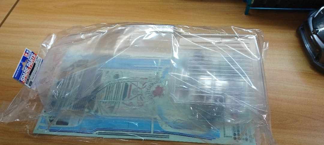 タミヤCR-01ランドクルーザー40新品未組立、他付属品付き