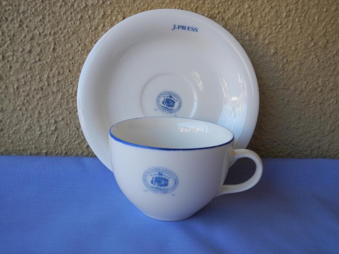 J.PRESS/ジェイプレスのブランドポップと カップ＆ソーサーセット