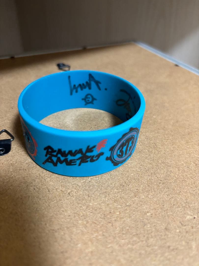 美波 シンガーソングライター ラバーバンド サイン シークレットカラー