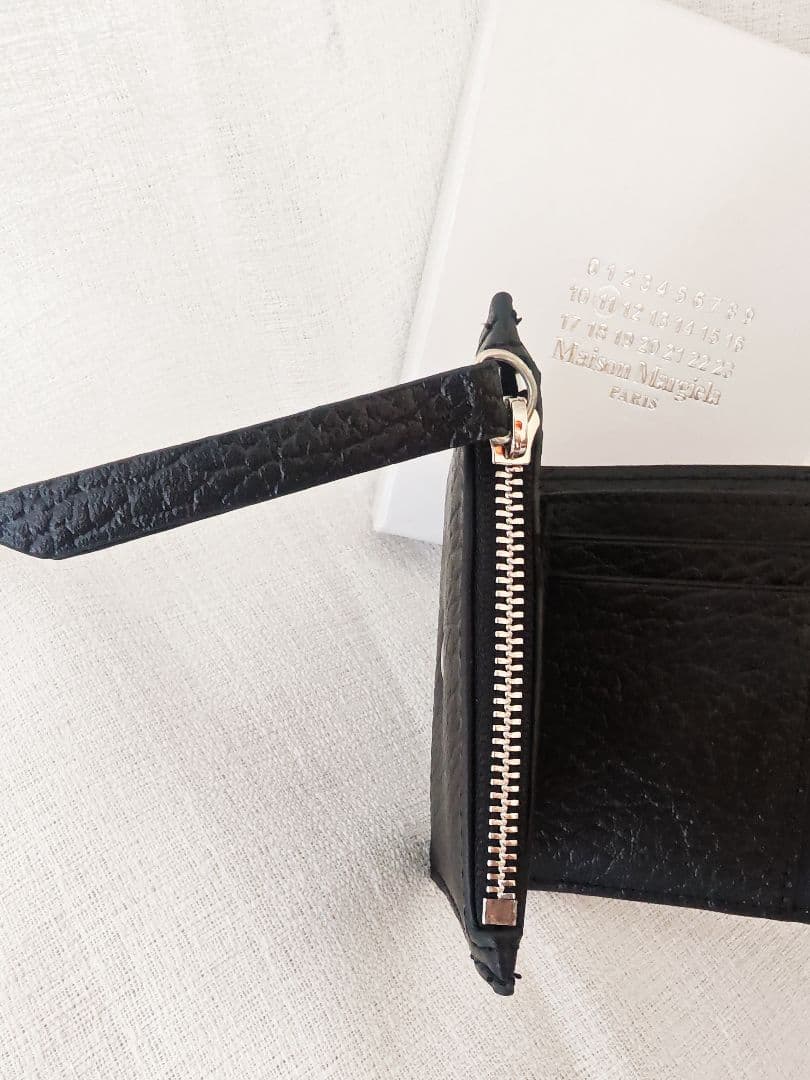 大人気商品 マルジェラ 三つ折り財布 グレインレザー 男女兼用