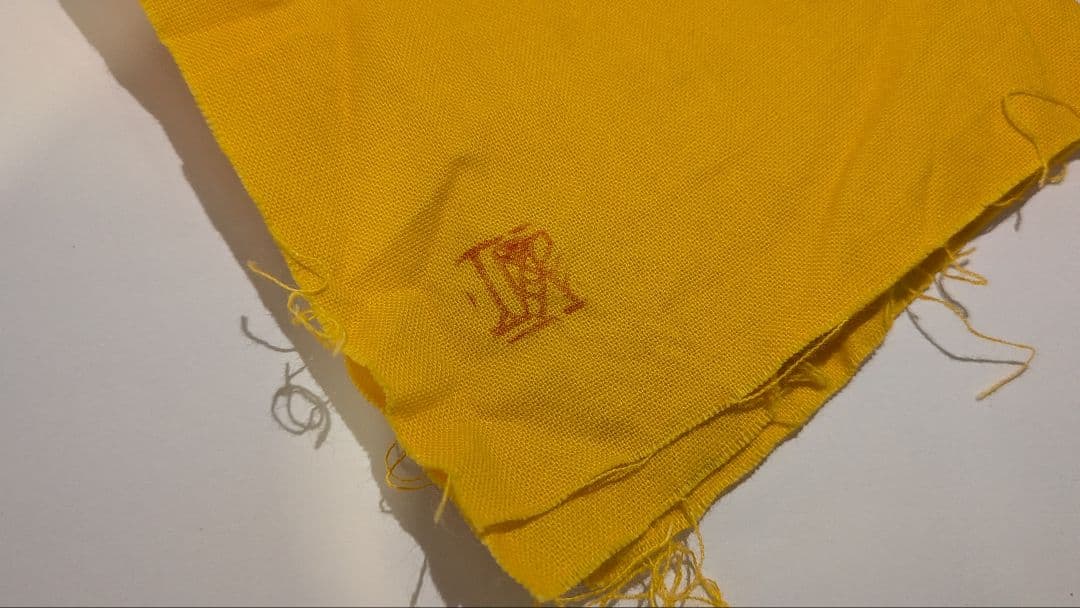 『青木龍山』『染付花紋』香合　有田焼　茶道具表千家　共箱共布　梅花