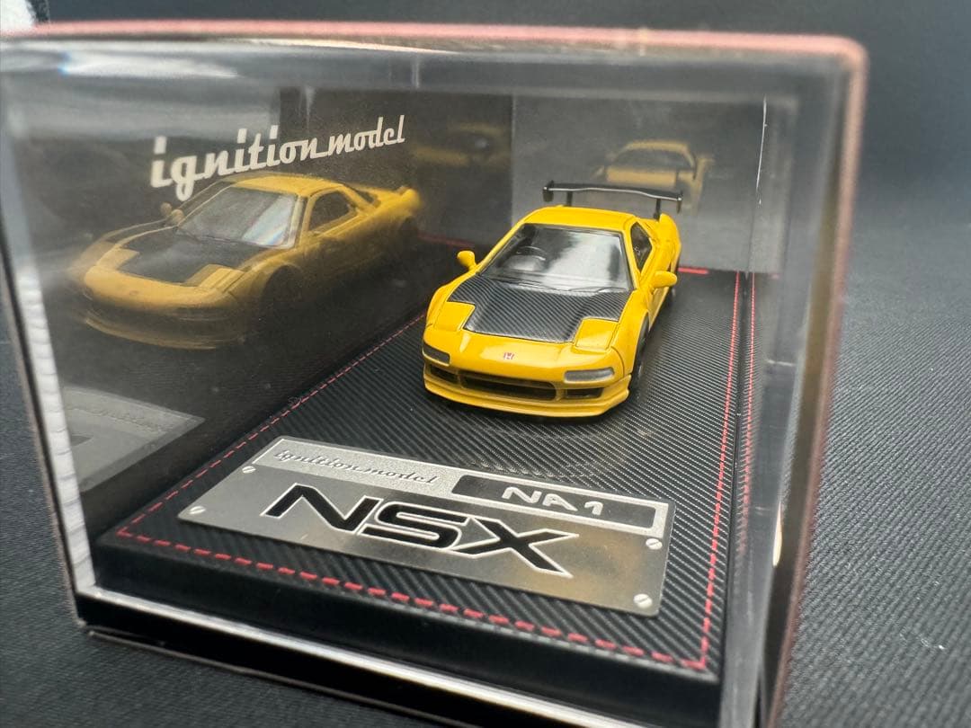 1/64 ignition model ショールームジオラマ ミニカー2台付属