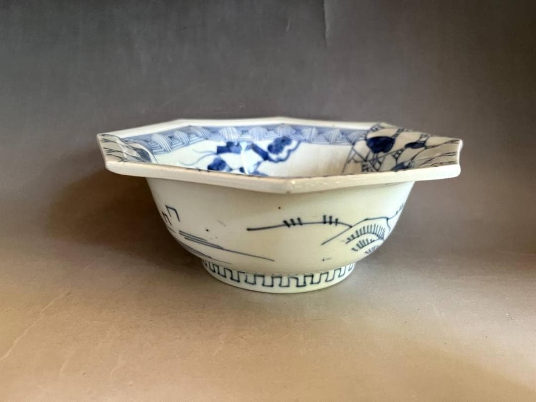 鉢■伊万里染付窓絵山水図八角形鉢 蛇の目高台 稲穂 雷紋 青華 時代物 骨董■