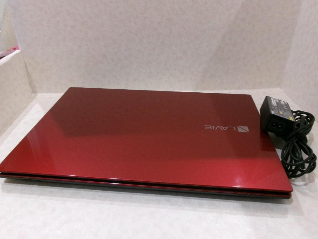 NEC LAVIE NS350/G　新品SSD搭載/i3/メモリ8GB