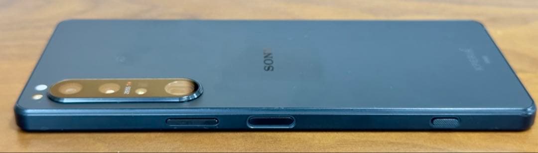 Xperia 1 IV docomo 256GB ブラック 美品 SIMフリー