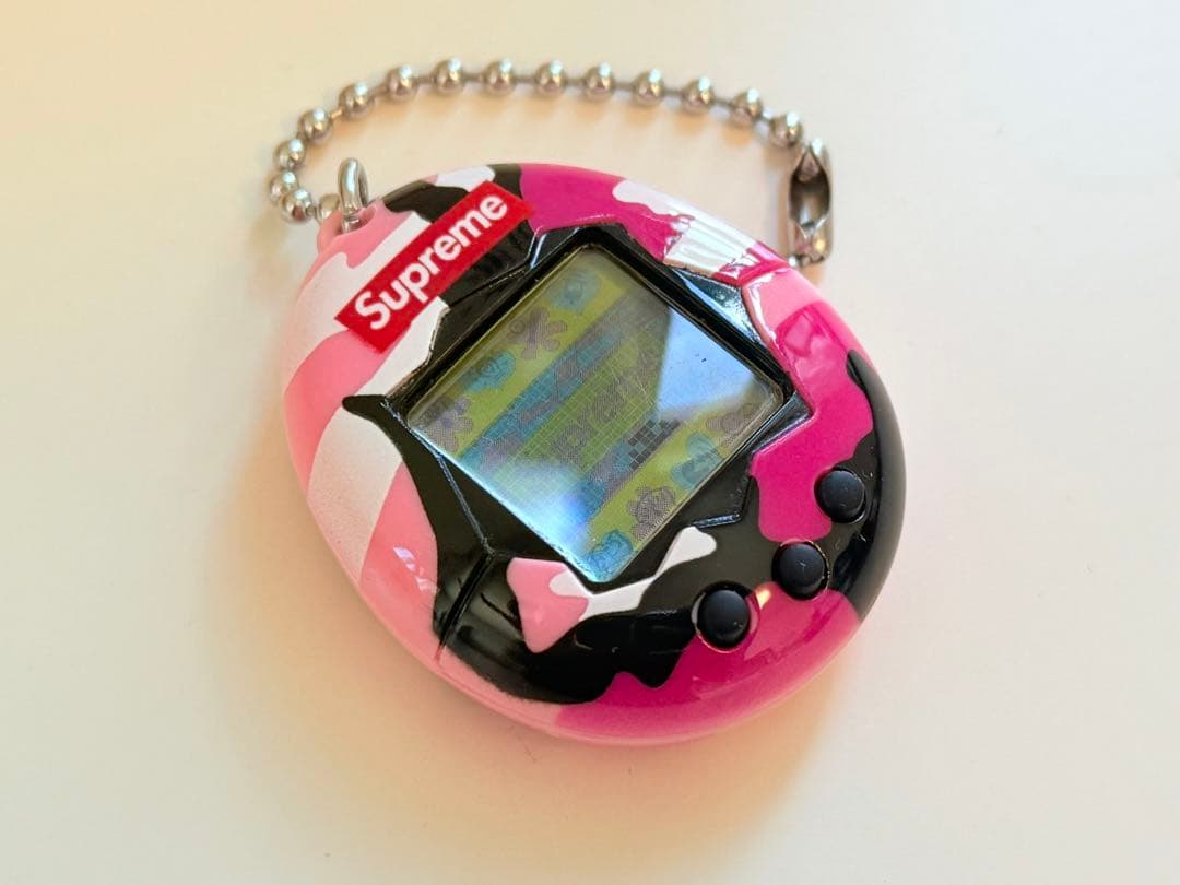 supreme たまごっち　ピンク