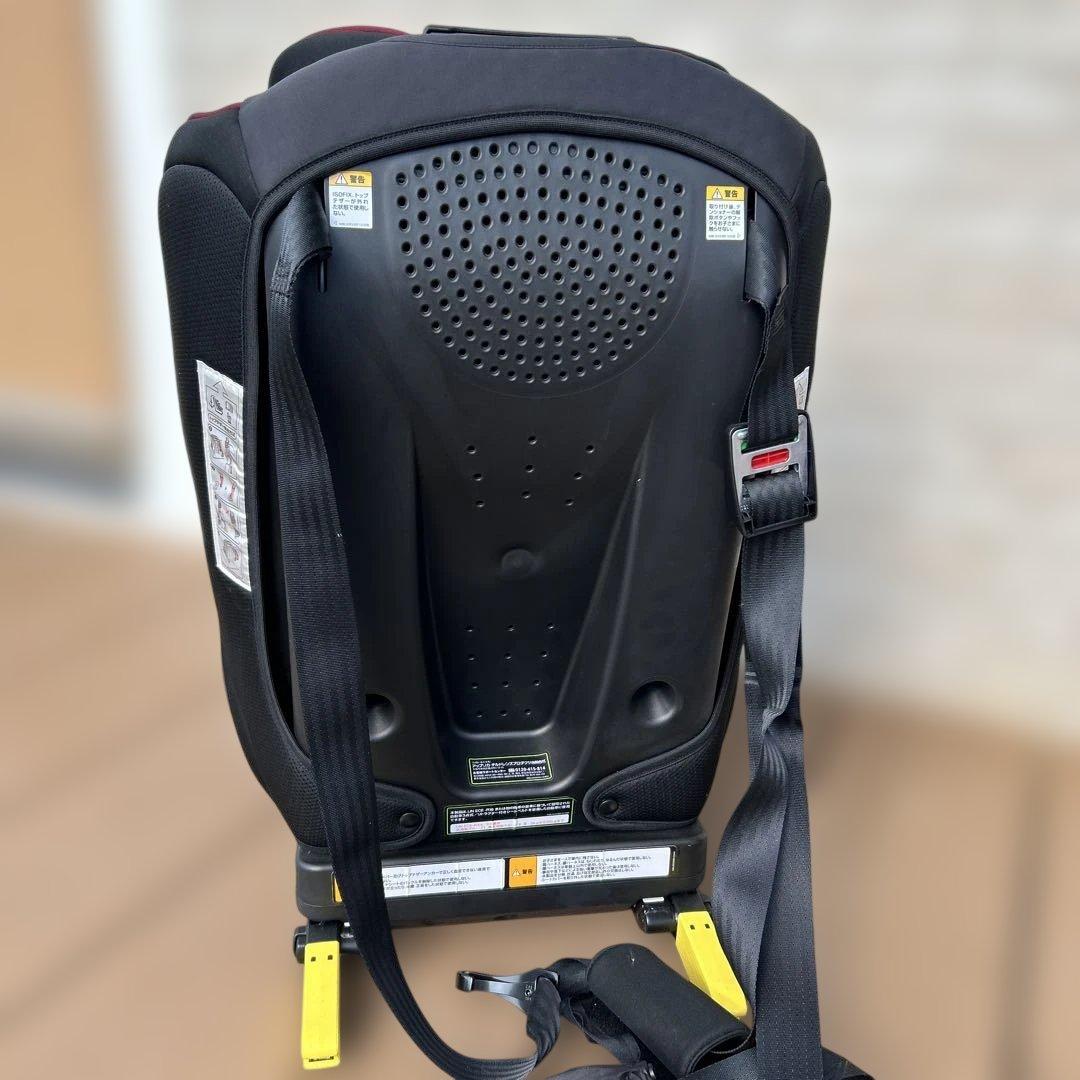 Aprica ハーネス付きチャイルド＆ジュニアシート　ISOFIX