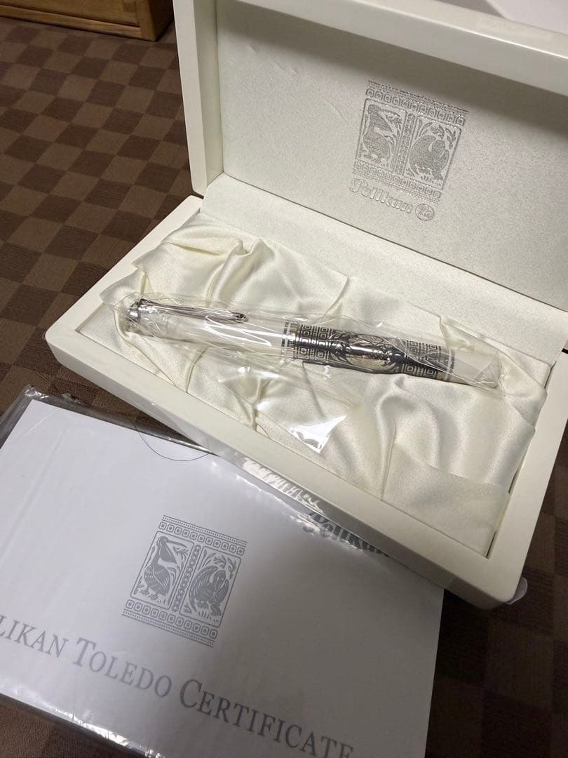 ペリカン万年筆M910（M800サイズ)白い