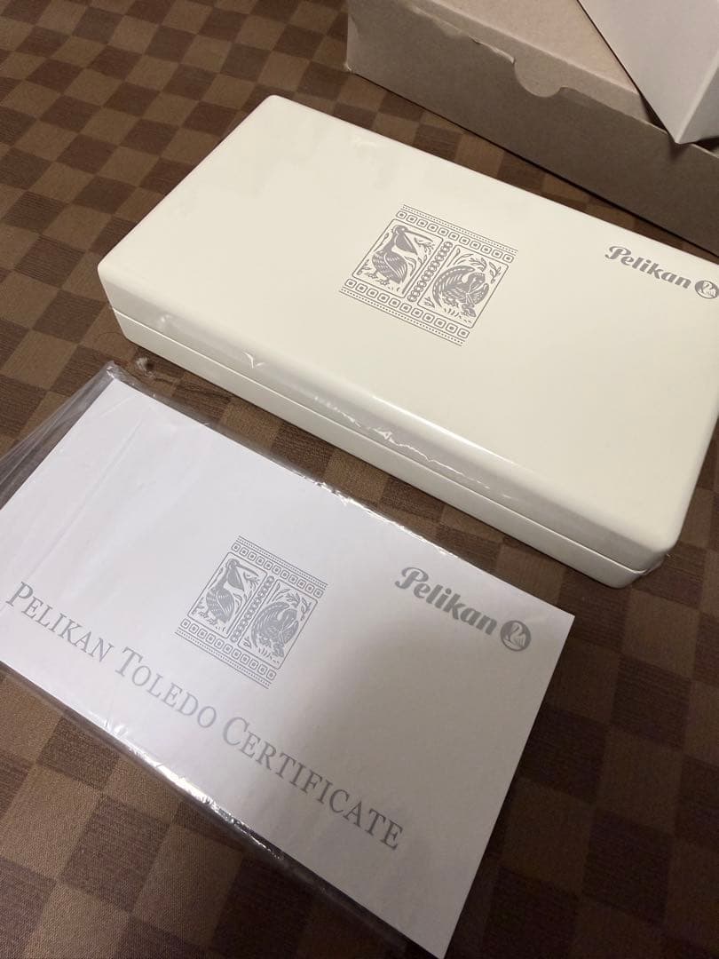 ペリカン万年筆M910（M800サイズ)白い