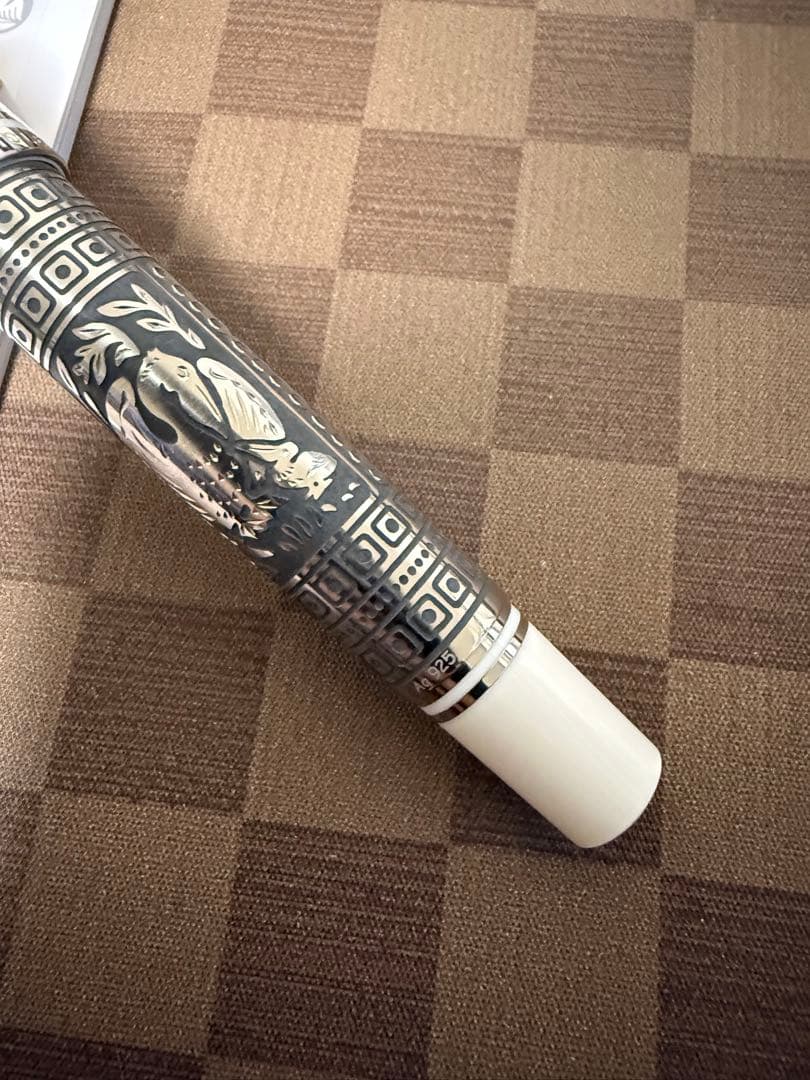 ペリカン万年筆M910（M800サイズ)白い