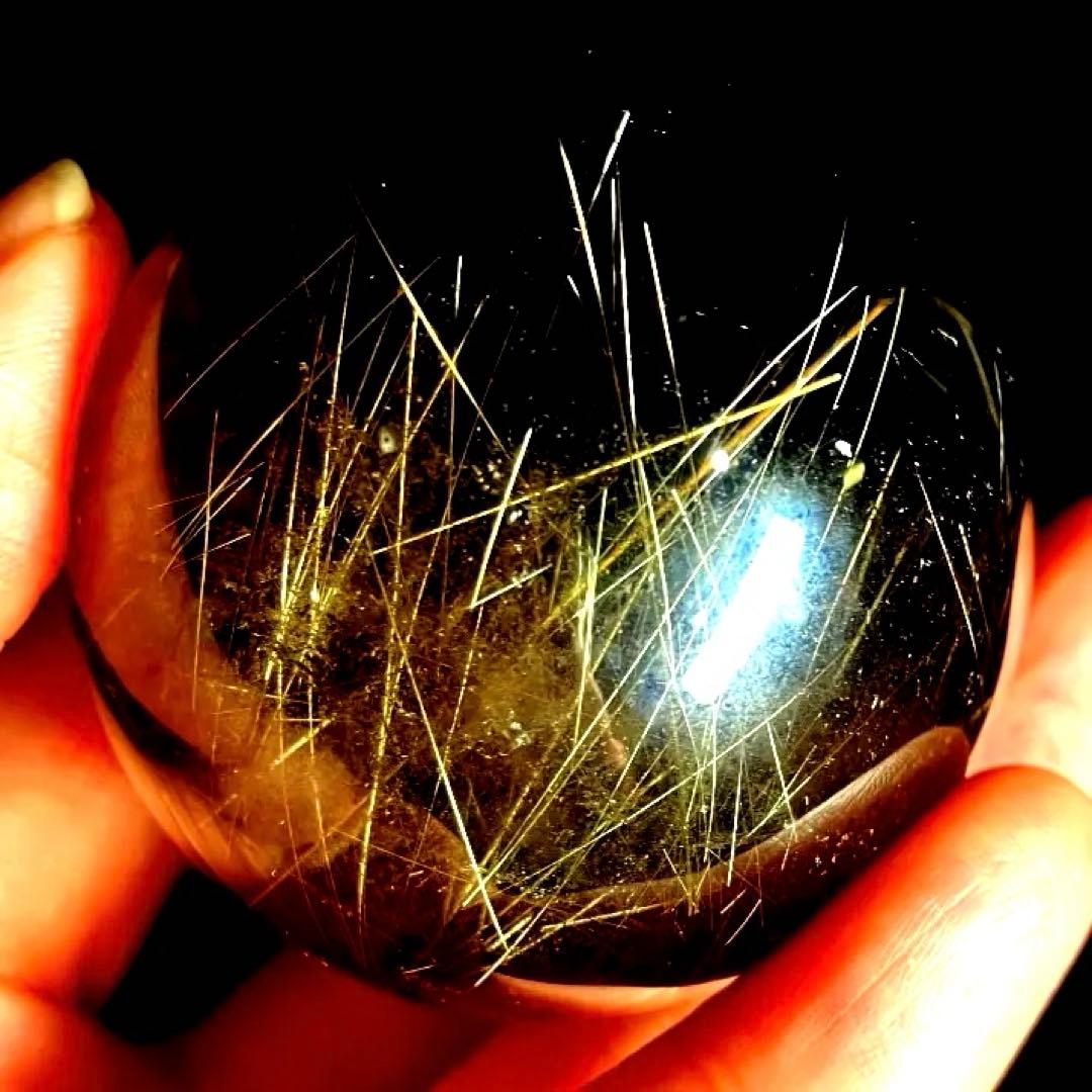 51mm ゴールドルチルクォーツ　丸玉　スフィア　金針水晶