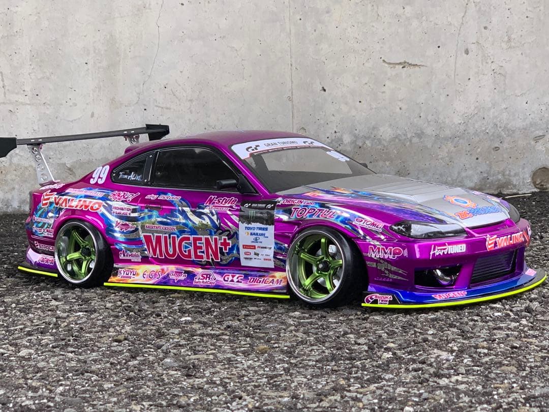 アディクション　S15 シルビア 中村直樹 未走行ボディ