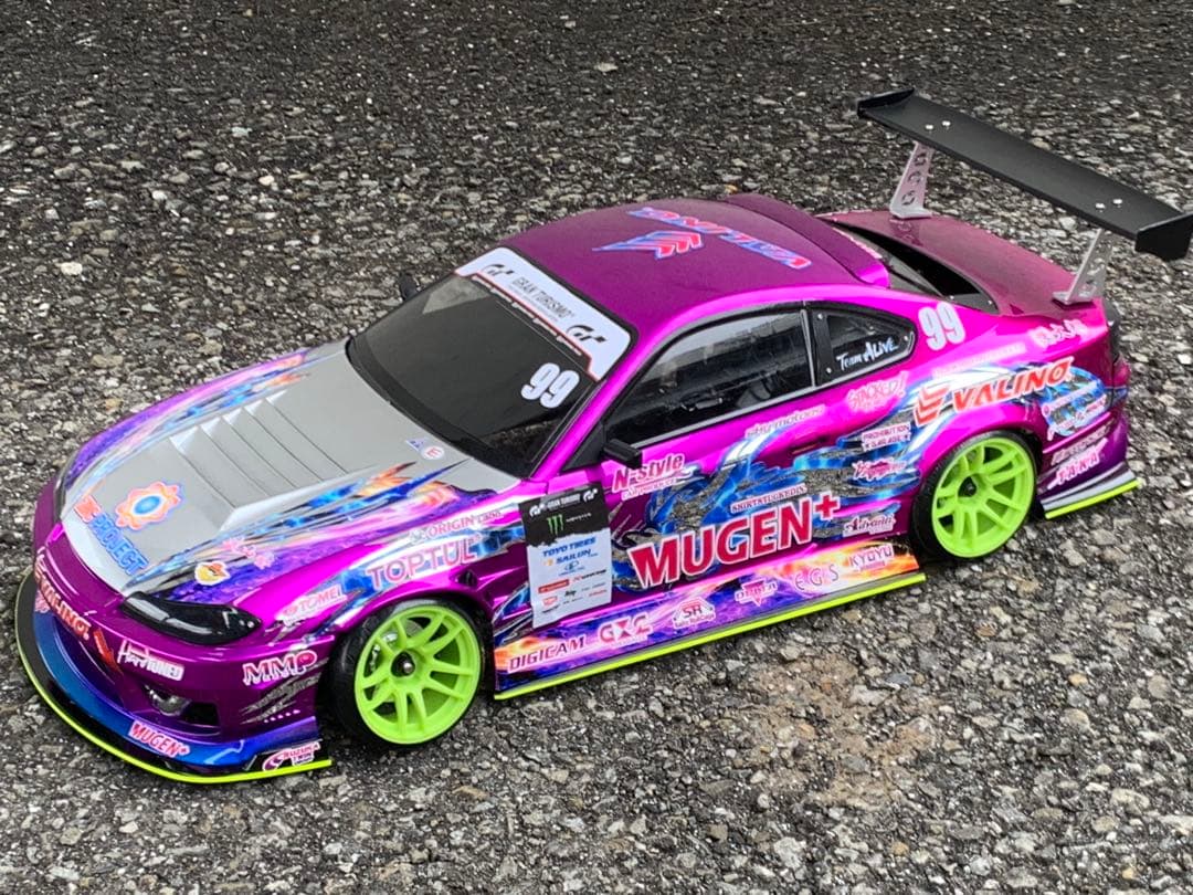 アディクション　S15 シルビア 中村直樹 未走行ボディ