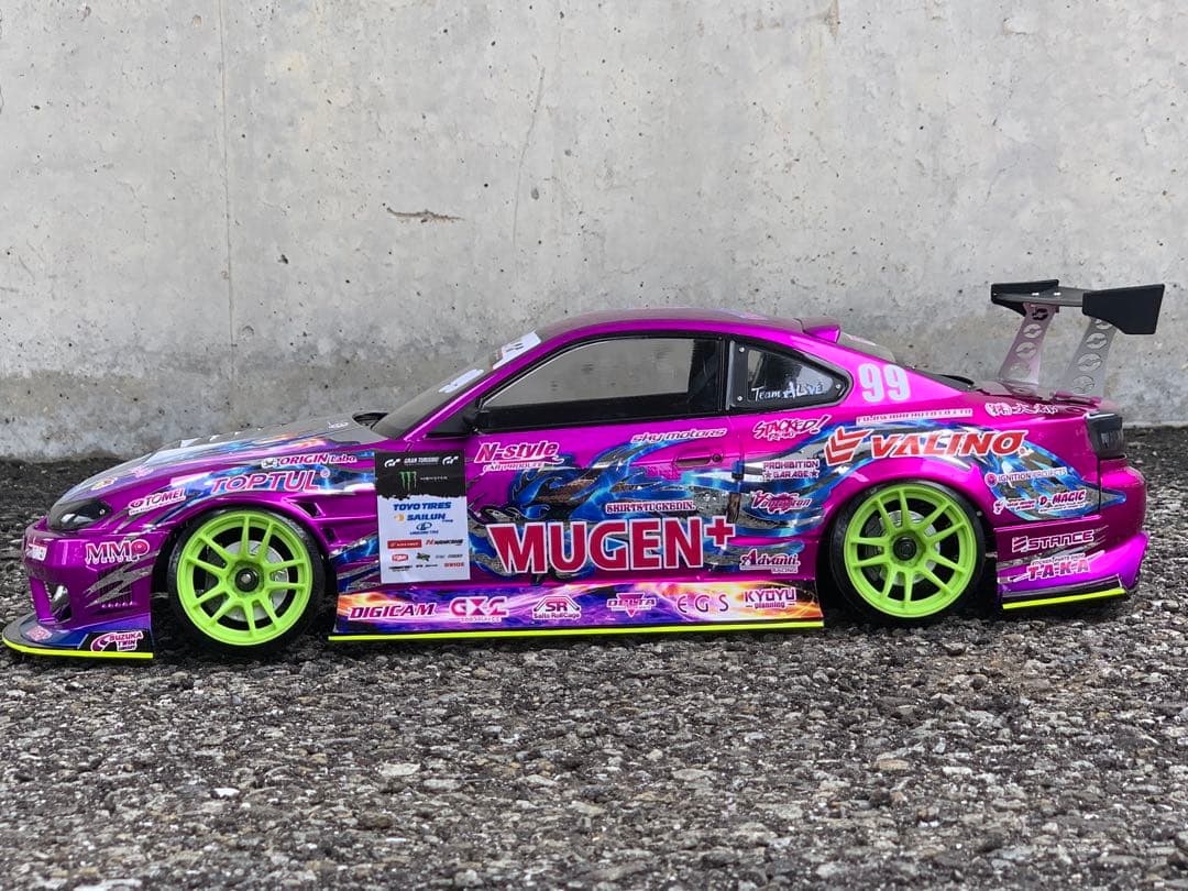 アディクション　S15 シルビア 中村直樹 未走行ボディ