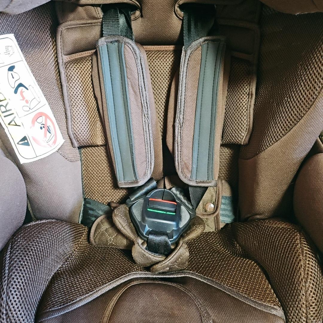 ぶらん　Aprica　フラディア　グロウ　ISOFIX 93504