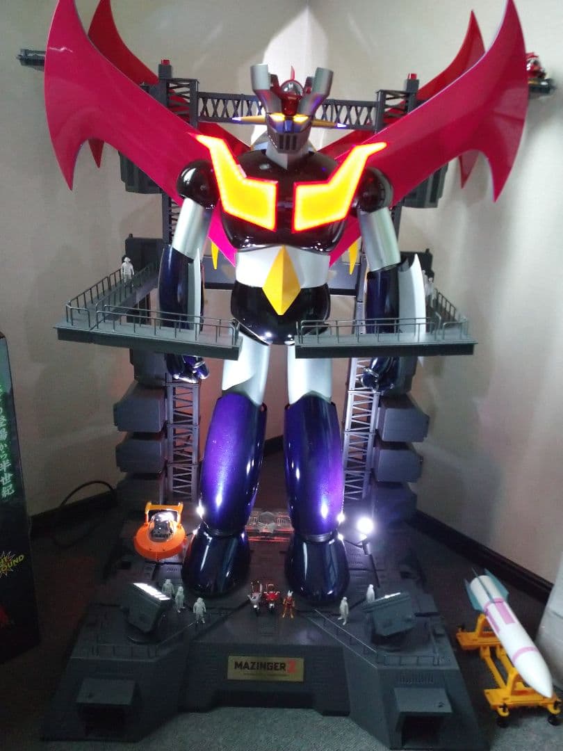 青鬼　アシェット鉄の城マジンガーZ75cm巨大メタルギミックモデル