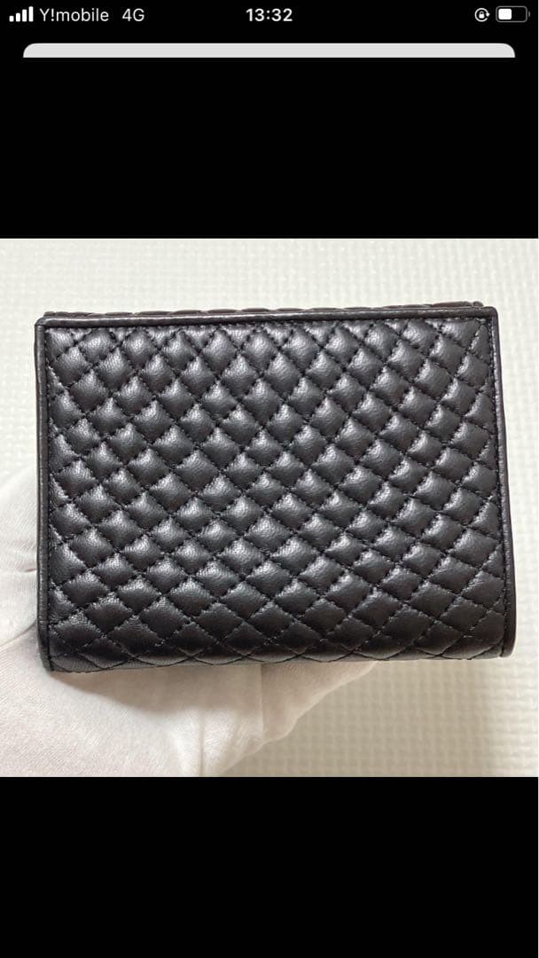 未使用　BALLY バリー　レザー二つ折り財布　キルティング　黒　ブラック