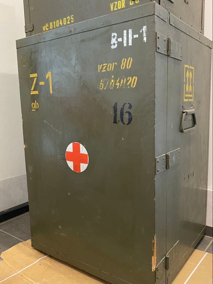 チェコスロバキア軍 メディカルキャビネット Vz.80（1980年代）