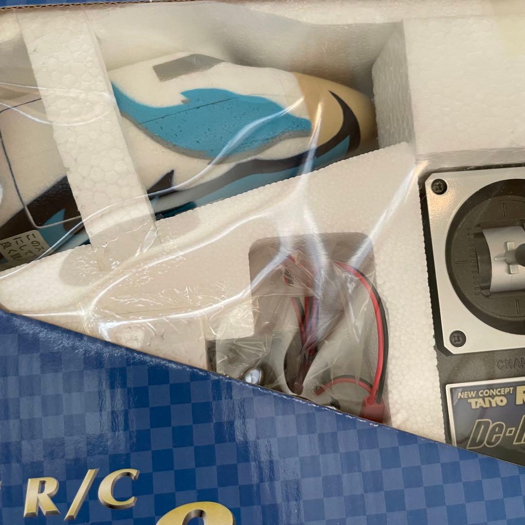 7631 ラジコン 飛行機 R/C DASH8-103 天草エアライン