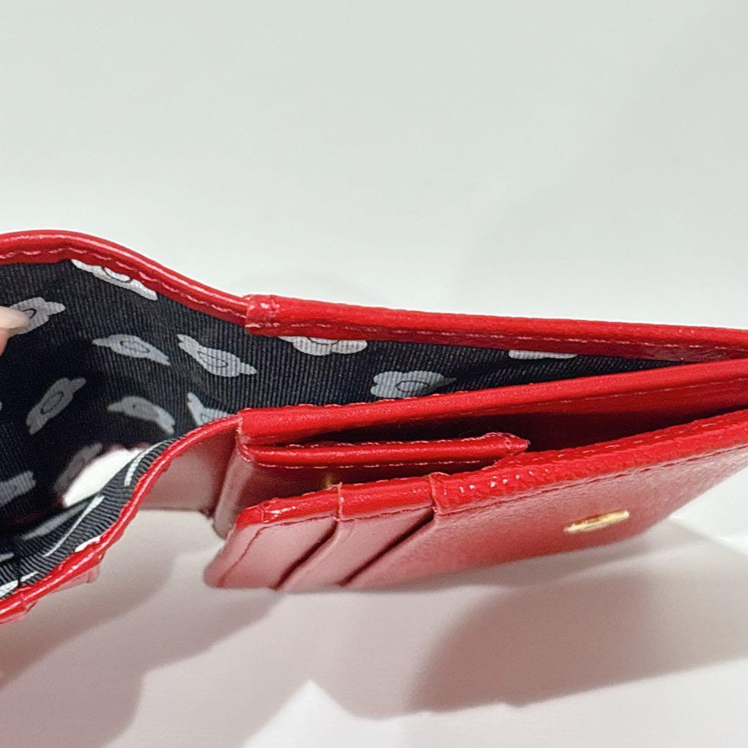 【未使用】MARY QUANT 二つ折り財布 レッド　本革 マリークワント 赤