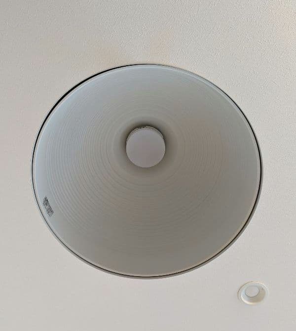 ODELIC　ホワイト ドーム型 ペンダントライト 電球色