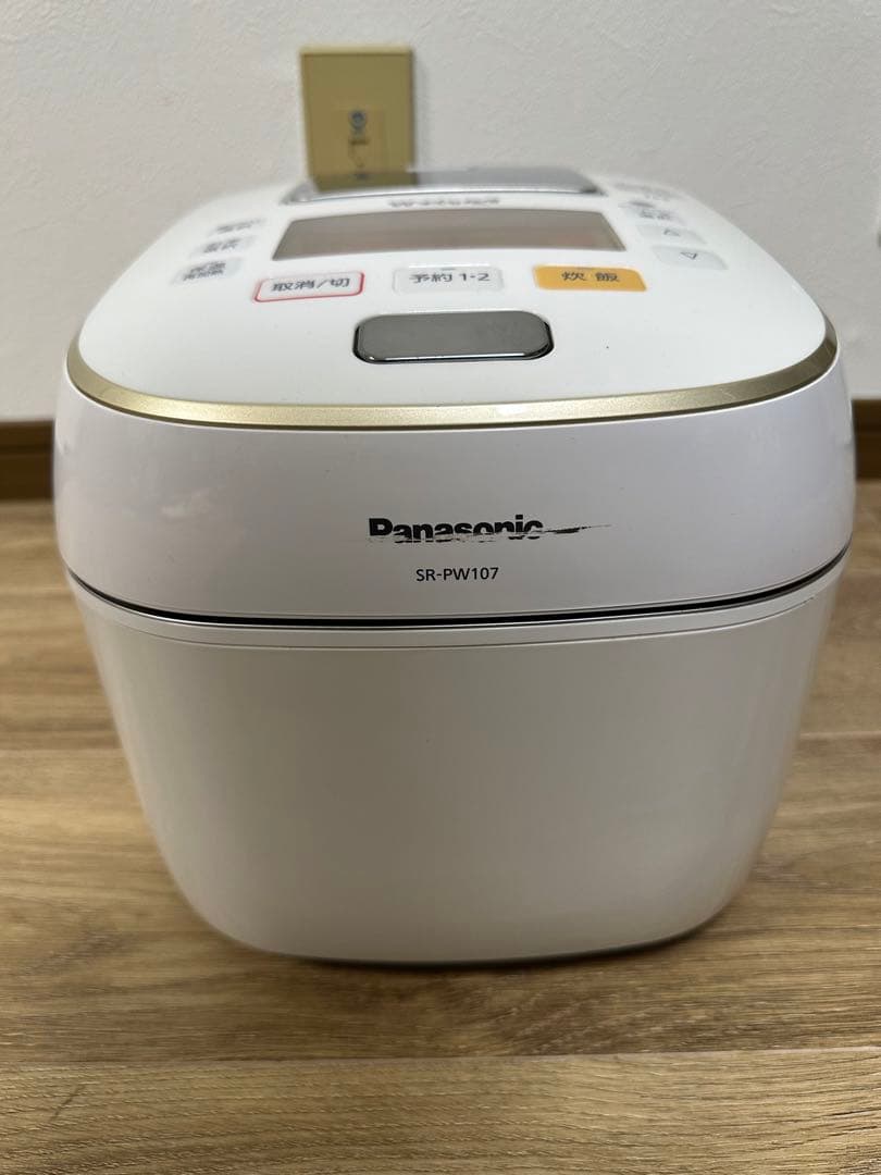 美品 圧力IH炊飯器 Wおどり炊き パナソニック SR-PW107 2017年製