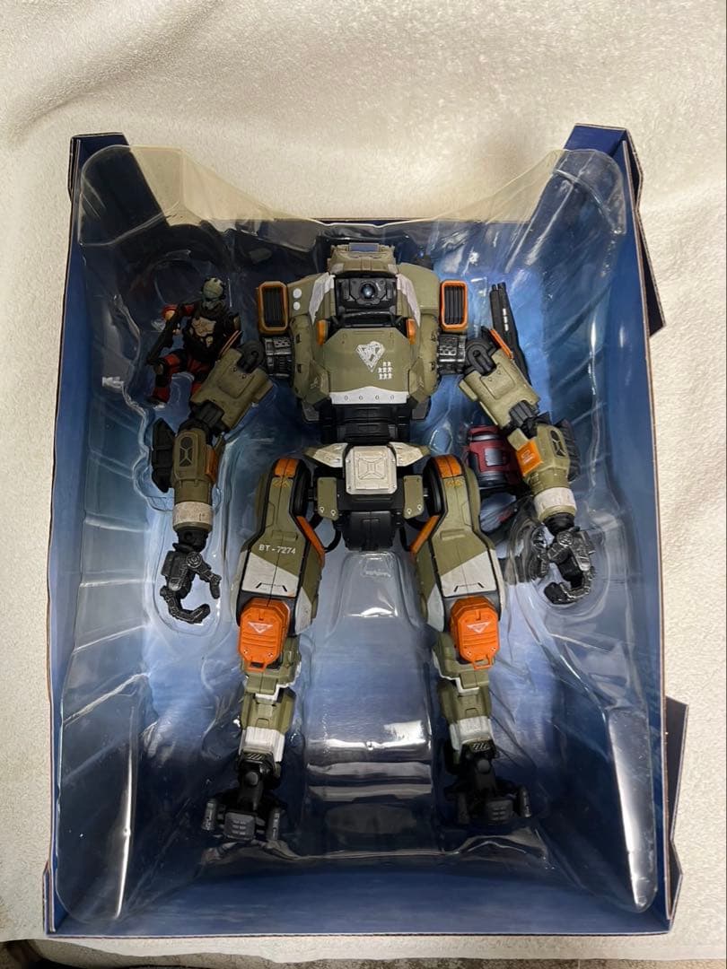 タイタンフォール　BT7274 フィギュア