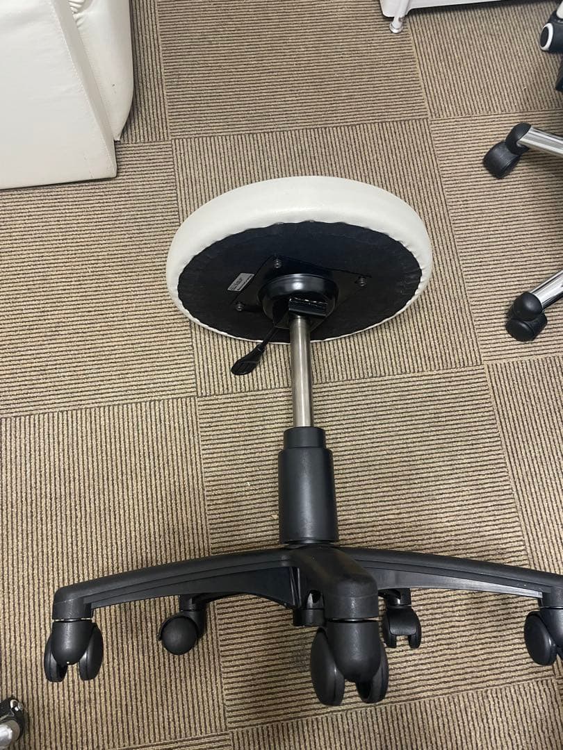 タカラベルモント　エステスツール ケイ(旧タイプ)　サロン　チェア　送料込み