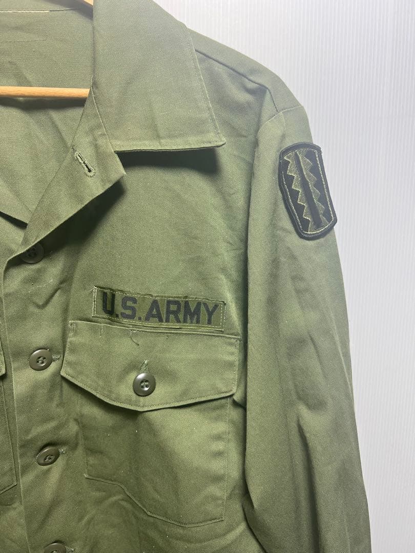 U.S.ミリタリーユーティリティシャツ